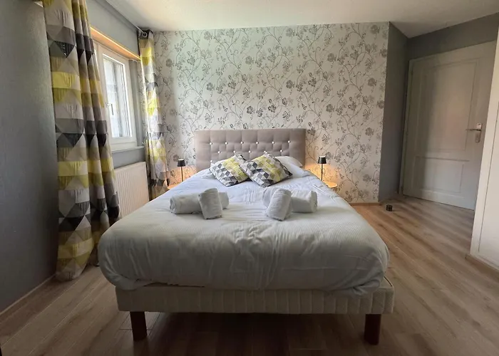 Vogelgarten - Maison De Entre Vignes, Et Chants D'oiseaux * Zellenberg